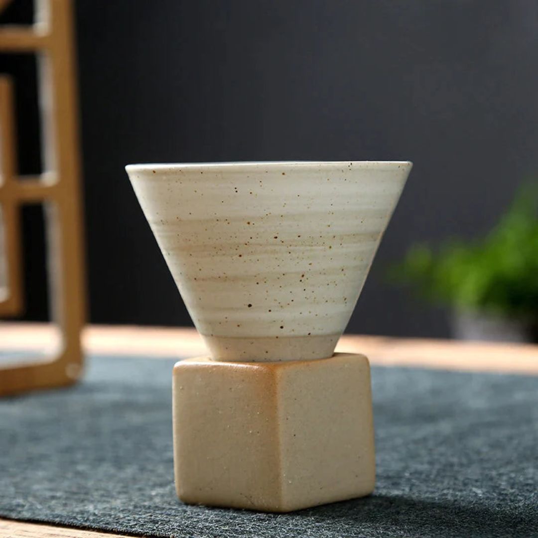 ClayMuse – Artistieke Keramische Mok met Japans Retro-Design voor een Stijlvol Moment