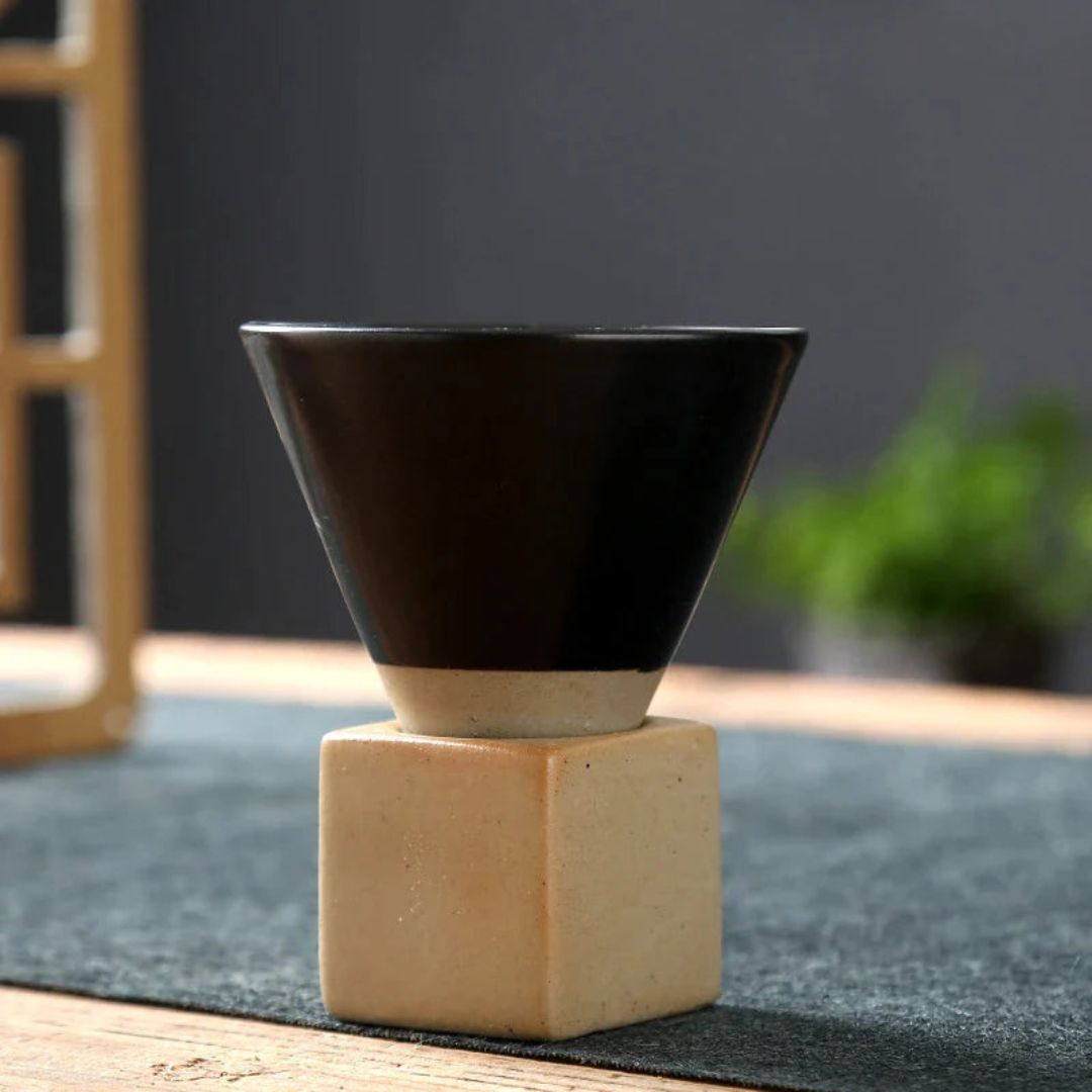 ClayMuse – Artistieke Keramische Mok met Japans Retro-Design voor een Stijlvol Moment