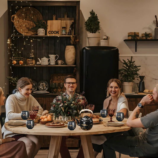 ZenAura – Verfijnd Japans Theeservies met Kunstzinnige Presentatie