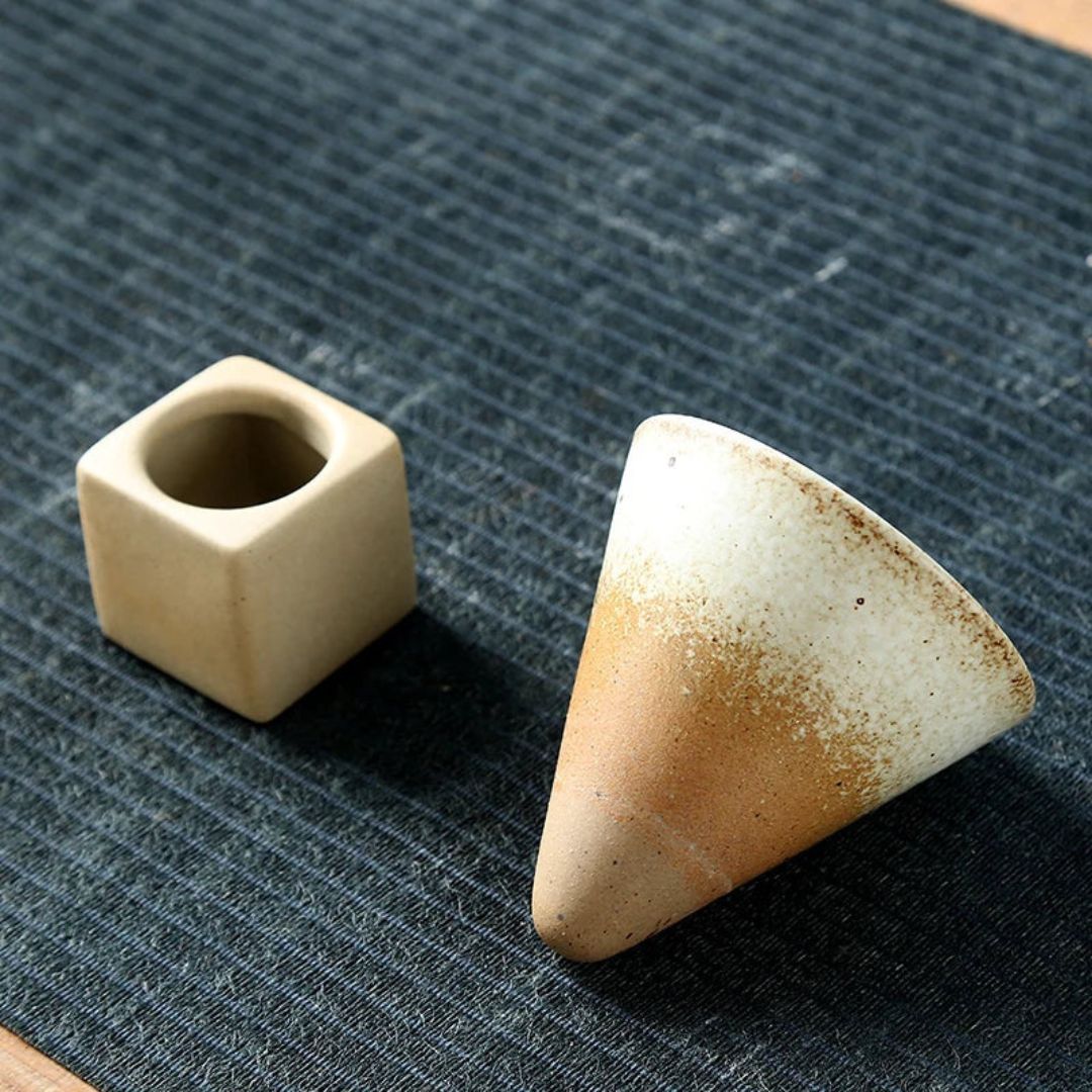 ClayMuse – Artistieke Keramische Mok met Japans Retro-Design voor een Stijlvol Moment
