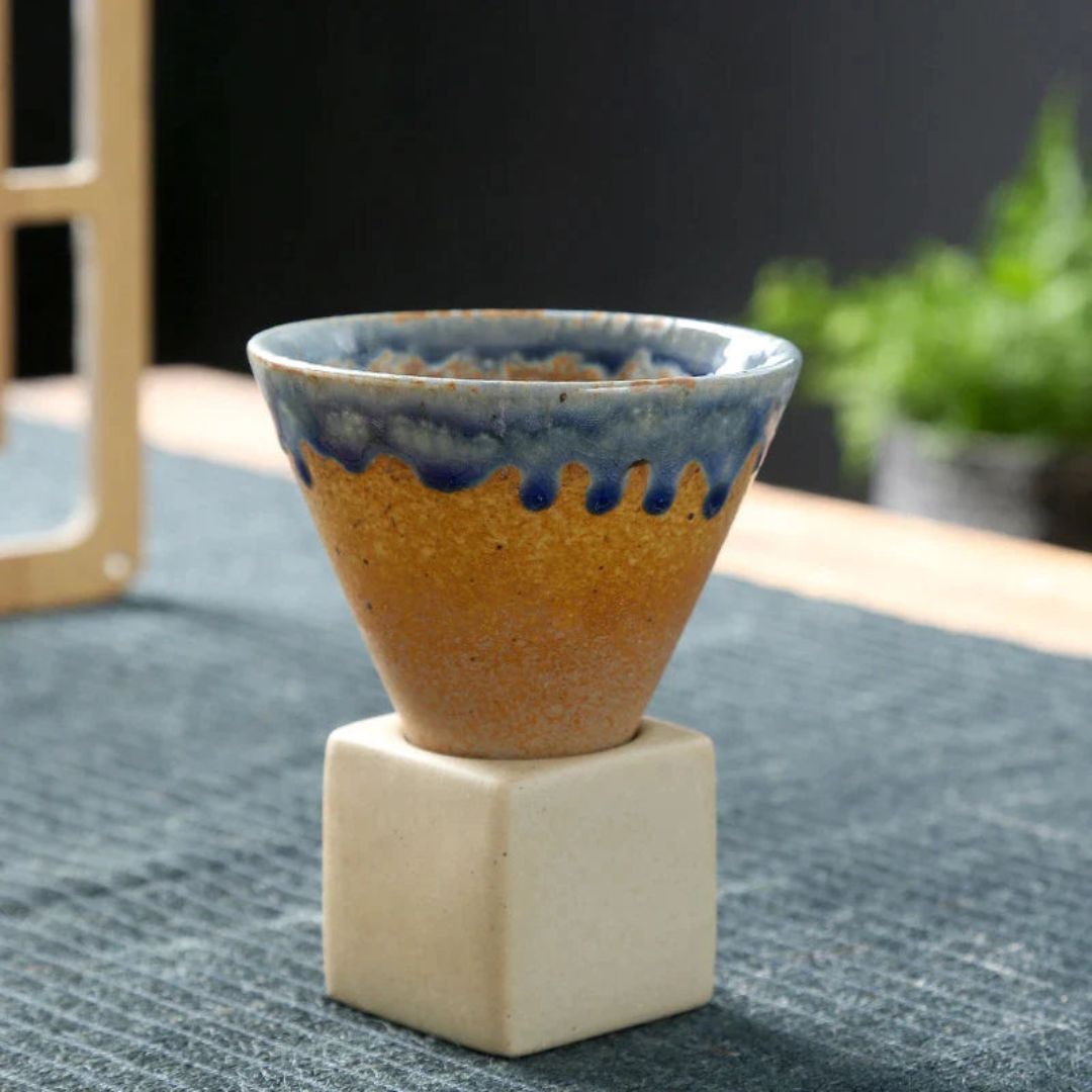 ClayMuse – Artistieke Keramische Mok met Japans Retro-Design voor een Stijlvol Moment