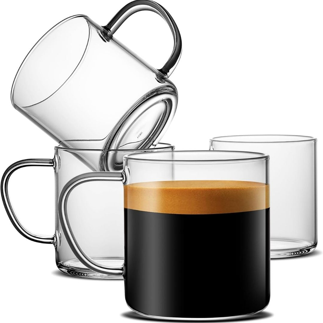 Glassique – Elegant Handgeblazen Theemok met Hittebestendige Greep voor een Stijlvol Drinkmoment