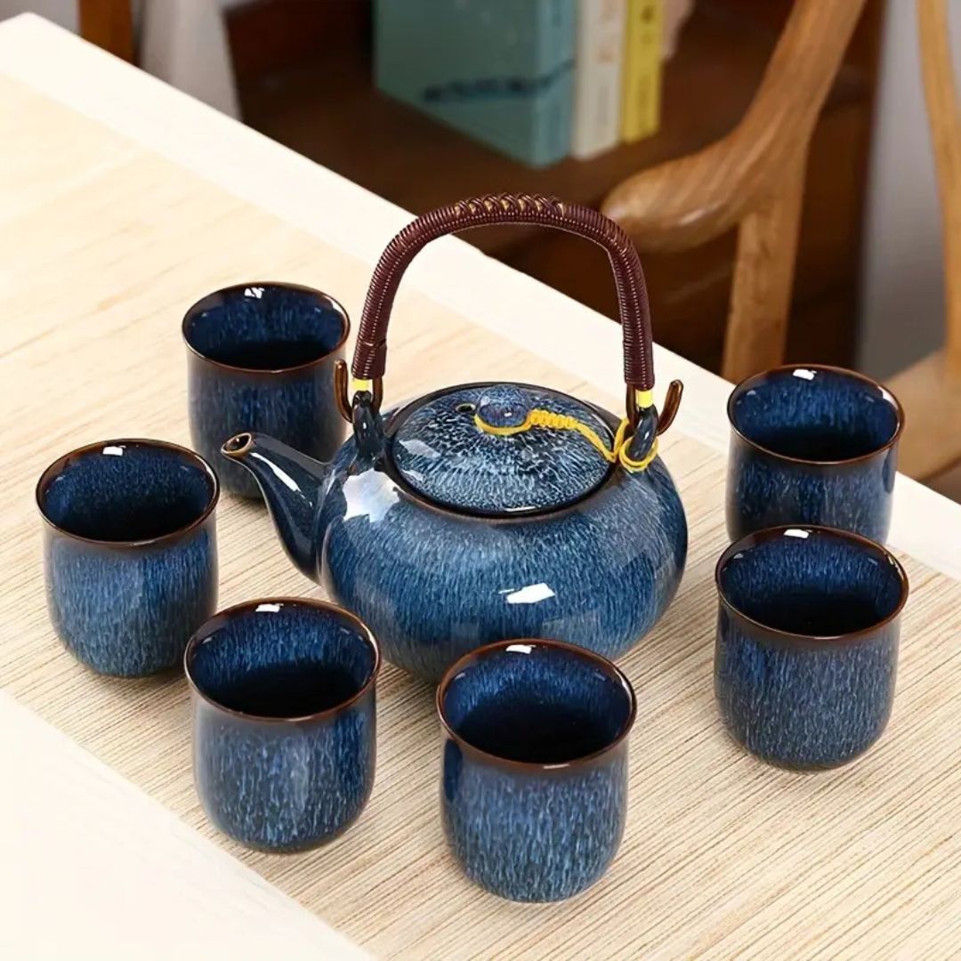 ZenAura – Elegant Keramisch Theeservies met Ambachtelijke Afwerking