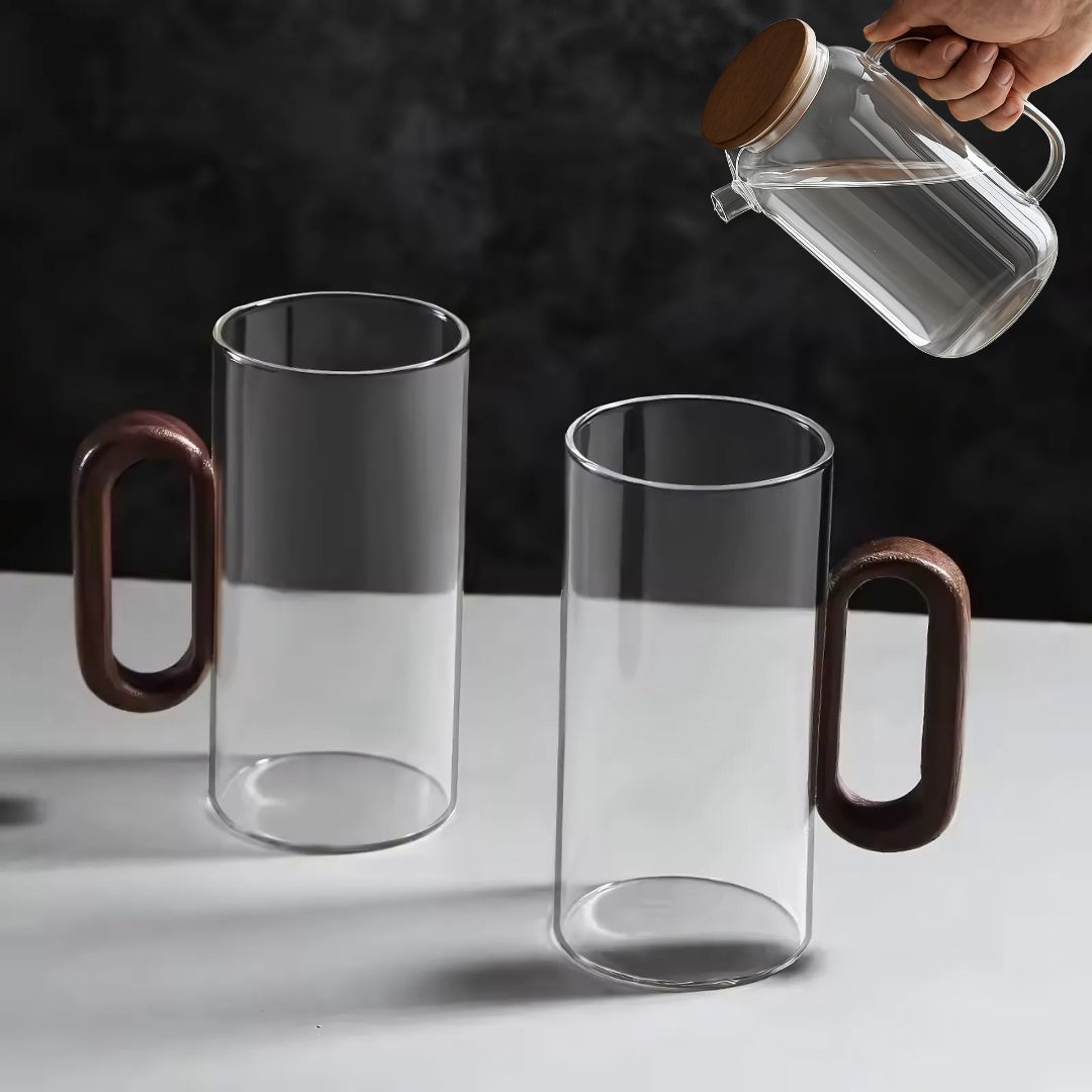 NordLoom – Ambachtelijke Luxe Mok van Glas & Walnoothout voor een Tijdloos Interieurmoment