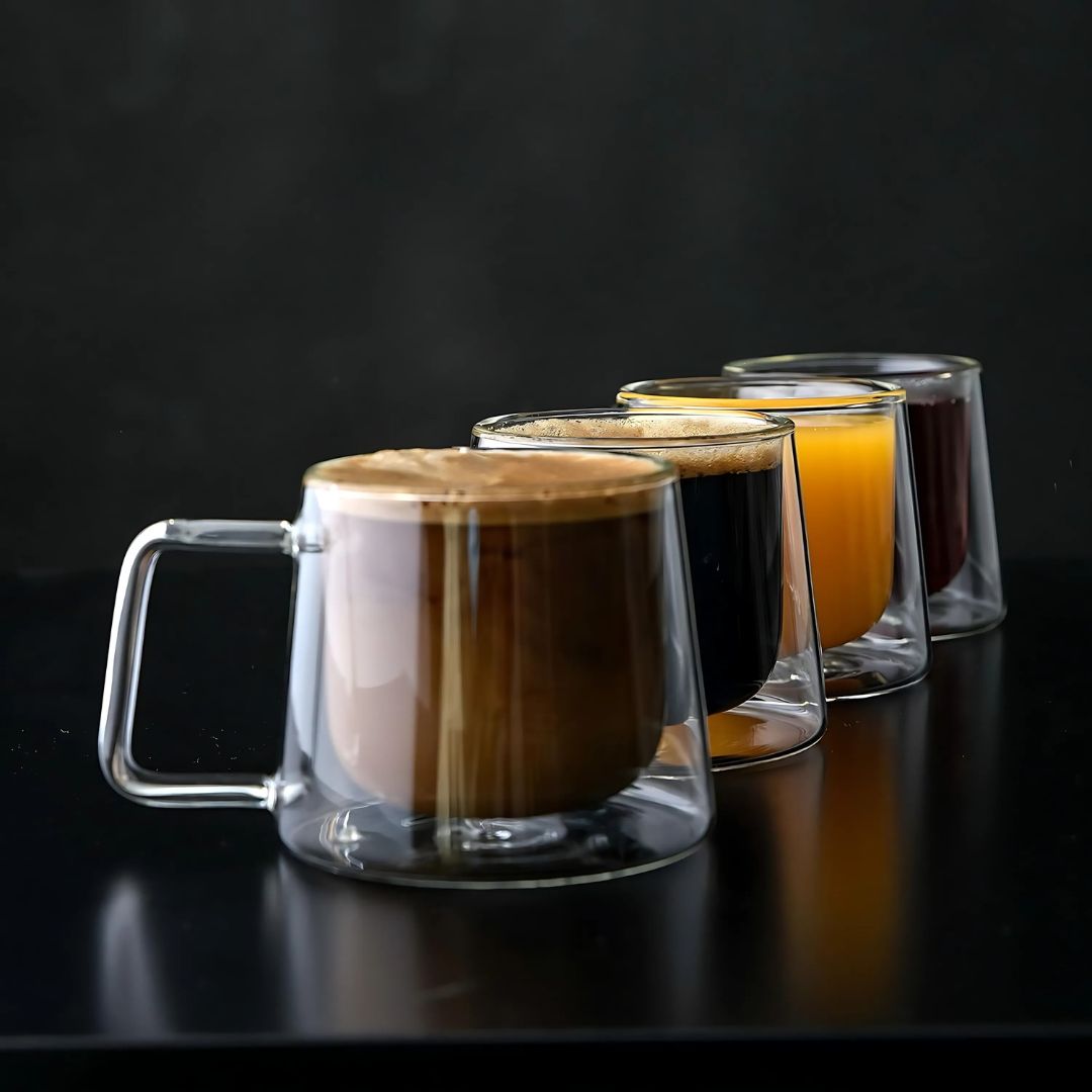 GlassAura – Elegant Dubbelwandig Glas met Minimalistisch Design voor Stijlvol Drinkgenot