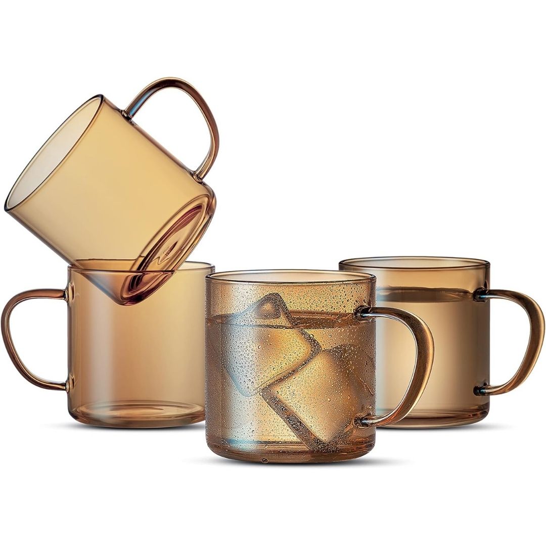 Glassique – Elegant Handgeblazen Theemok met Hittebestendige Greep voor een Stijlvol Drinkmoment