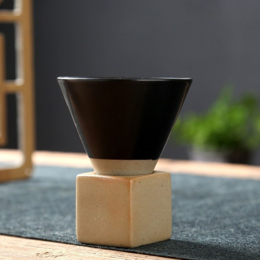 ClayMuse – Artistieke Keramische Mok met Japans Retro-Design voor een Stijlvol Moment