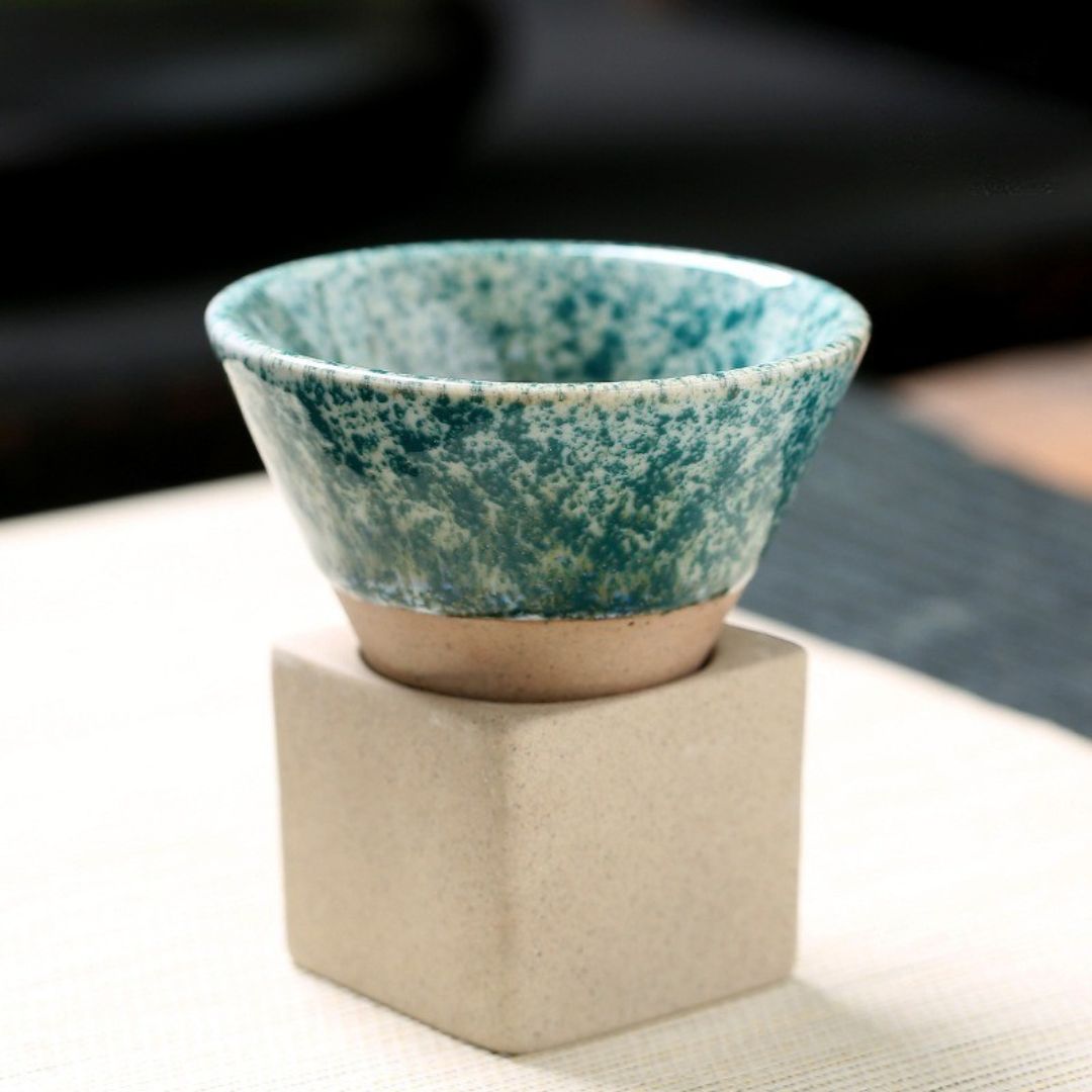 ClayMuse – Artistieke Keramische Mok met Japans Retro-Design voor een Stijlvol Moment