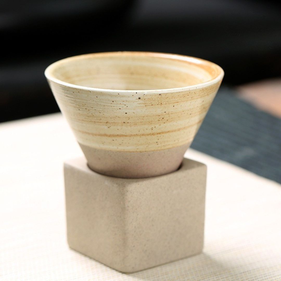 ClayMuse – Artistieke Keramische Mok met Japans Retro-Design voor een Stijlvol Moment