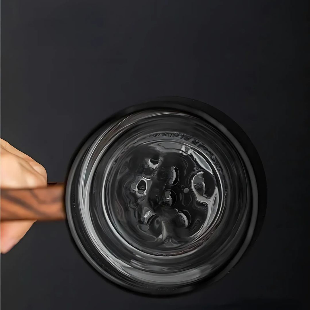 SierraGlow – Elegant Glazen Drinkbeker met Houten Handgreep voor een Verfijnde Beleving