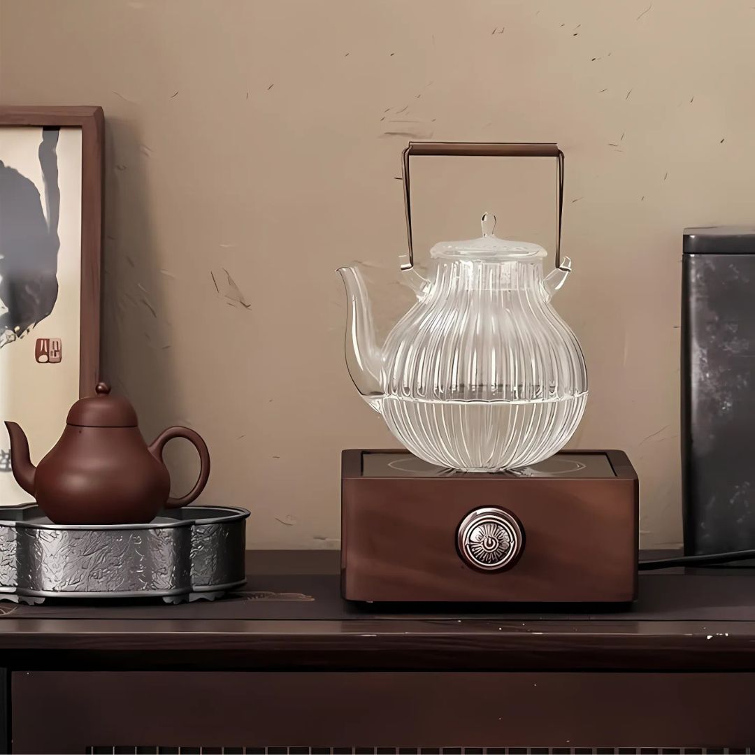 ThermiCraft – Verfijnde Elektronische Theeverwarmer van Walnoothout met Tijdloos Design