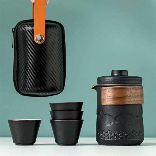 ZenVibe – Elegant Reisset Theeset van Keramiek met Natuurlijk Bamboeaccent